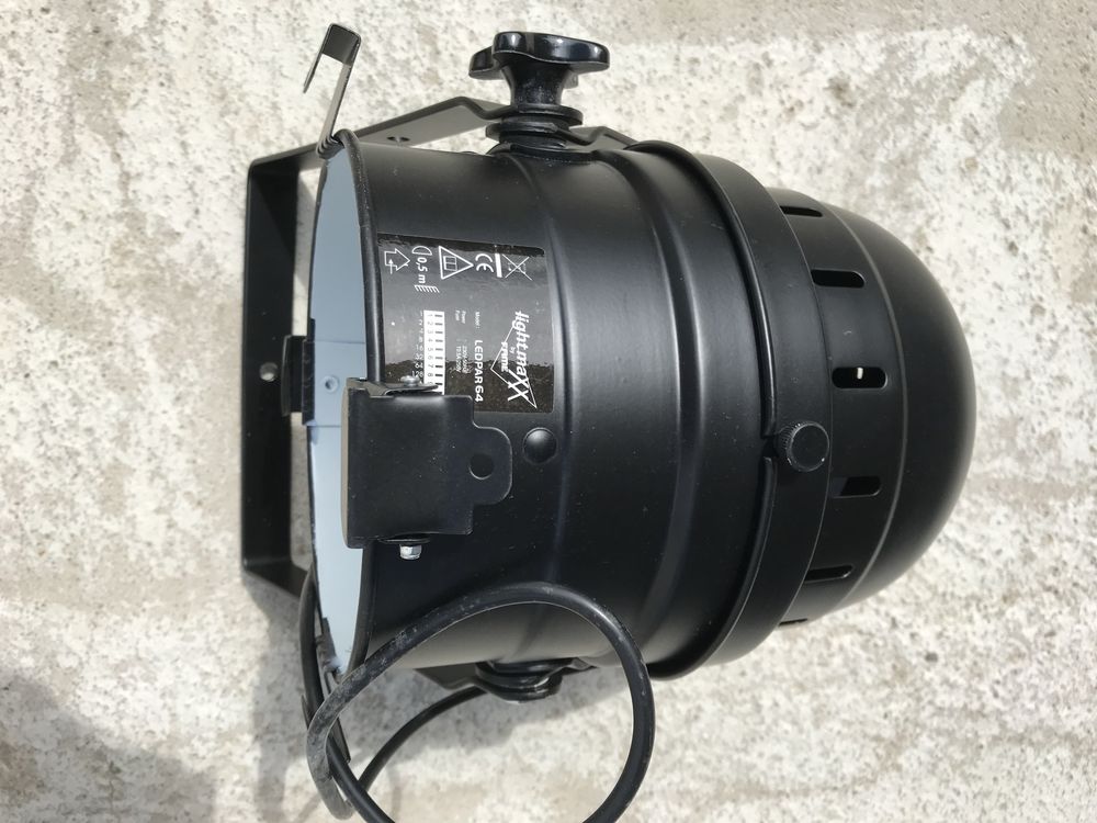 Reflektor LED PAR 64