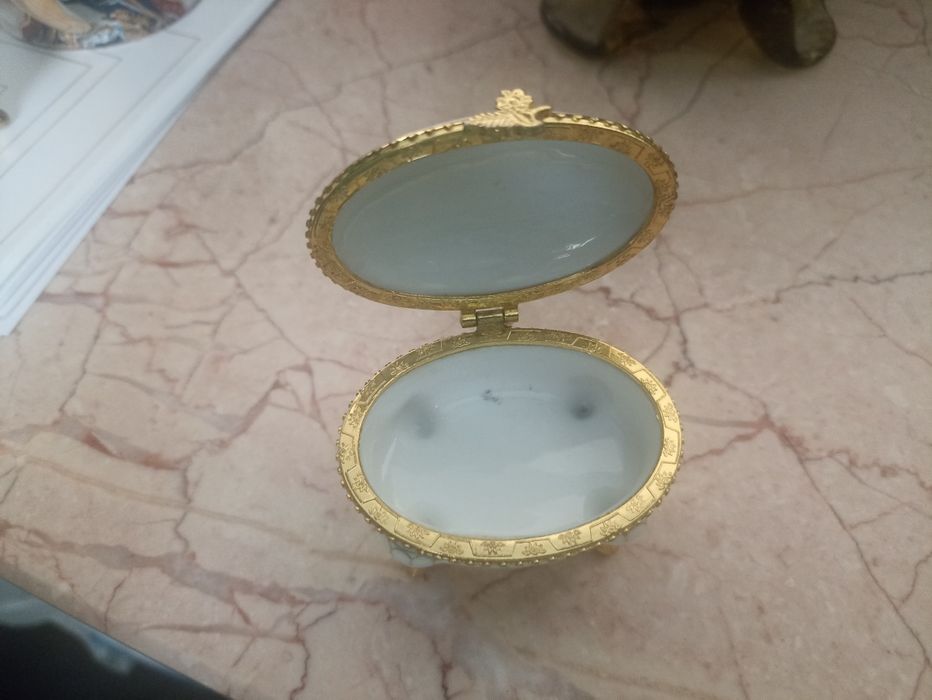 Puzderko porcelanowe