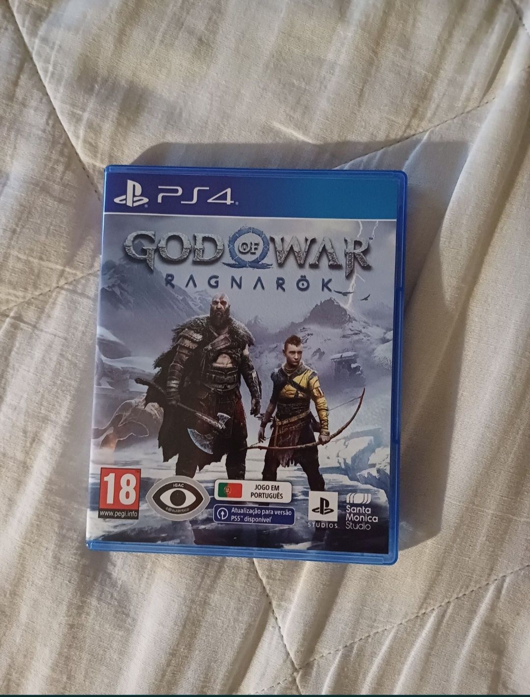 Playstation PS4 1TB + 1 Jogos (Ps4/Ps5) + 2 Comando