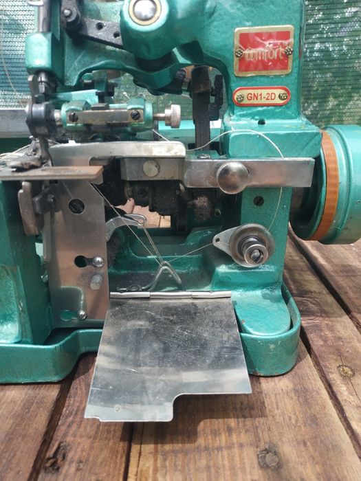 Продам оверлок GN1-2D