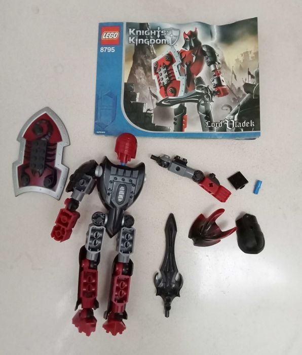 Lego Knights Kingdom - Lord Vladek