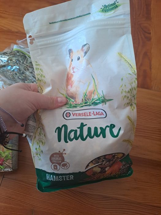 Jedzenie dla chomika