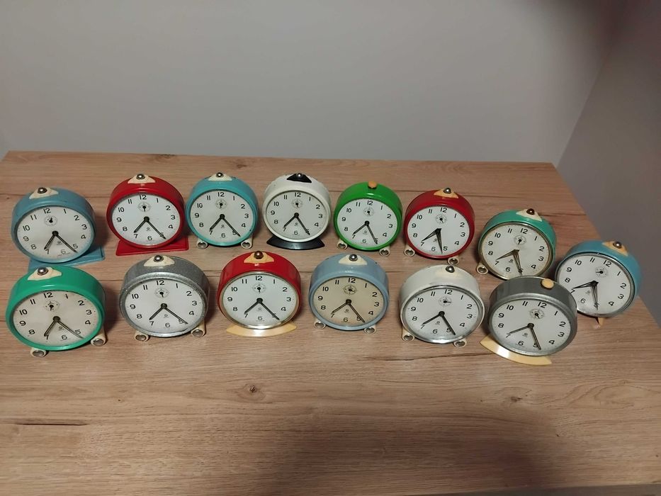 Poltik budzik polski zegar ponad 50 letni sprawny