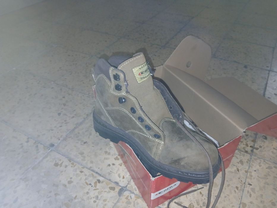 Botas de trabalho.
