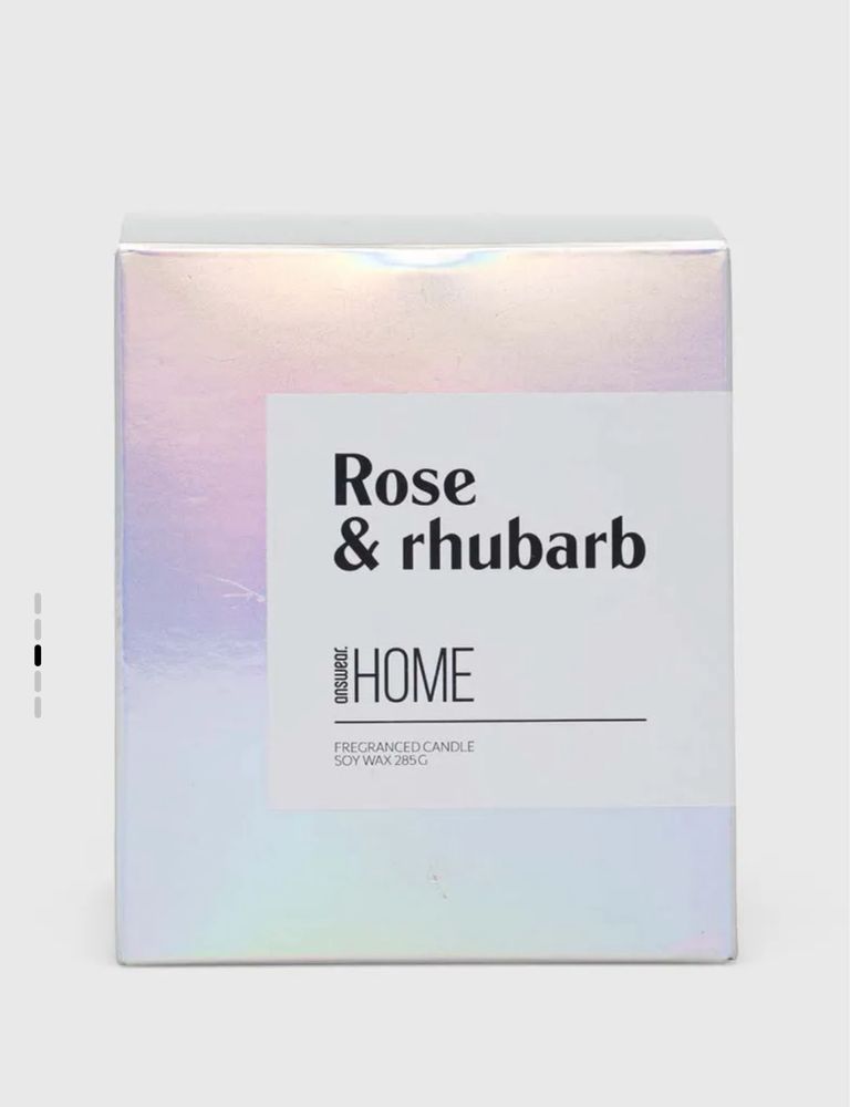 Соєва свічка Rose & Rhubarb