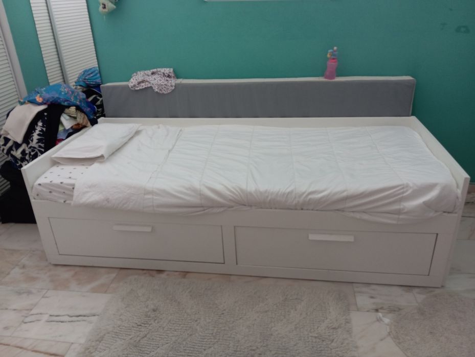 Cama solteiro casal IKEA