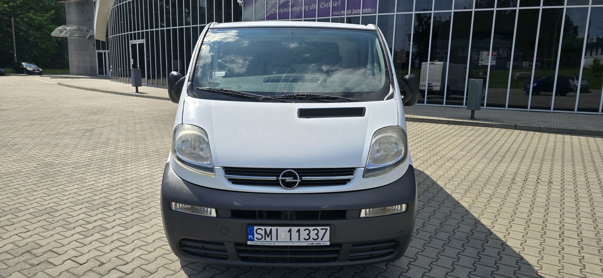 Opel Vivaro 1.9 CDTI 101 ps 2004 rok 6 biegow Błaszak Hak Zapraszam