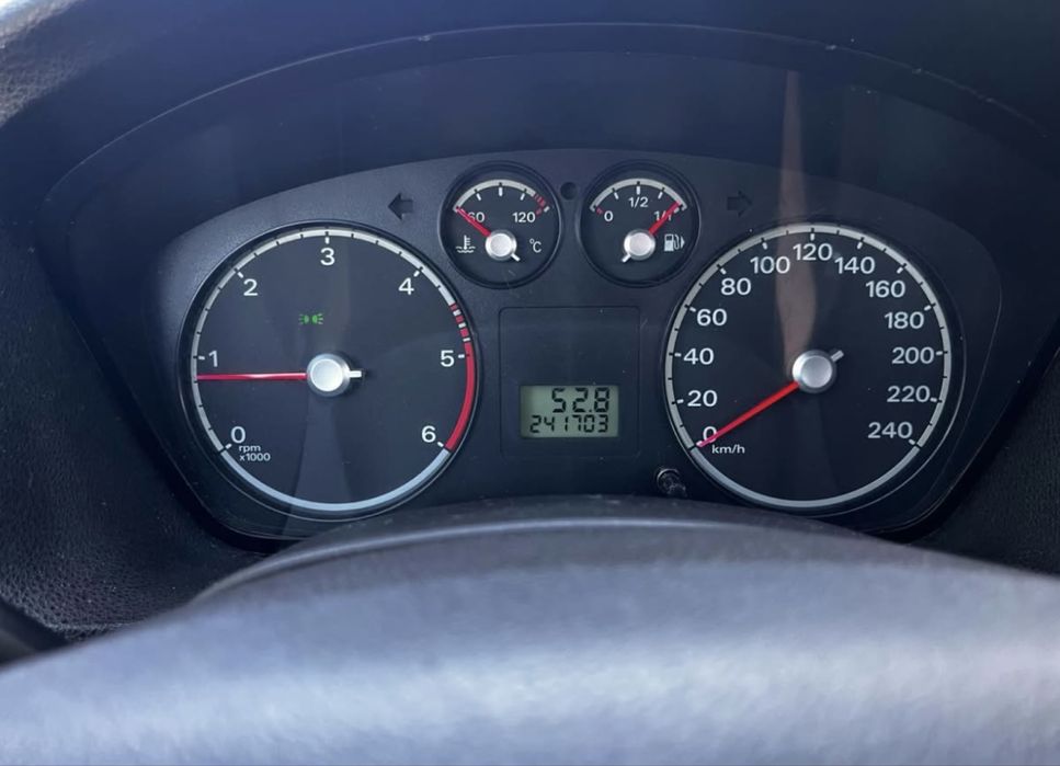 Ford Focus 1.6 diesel 2006r