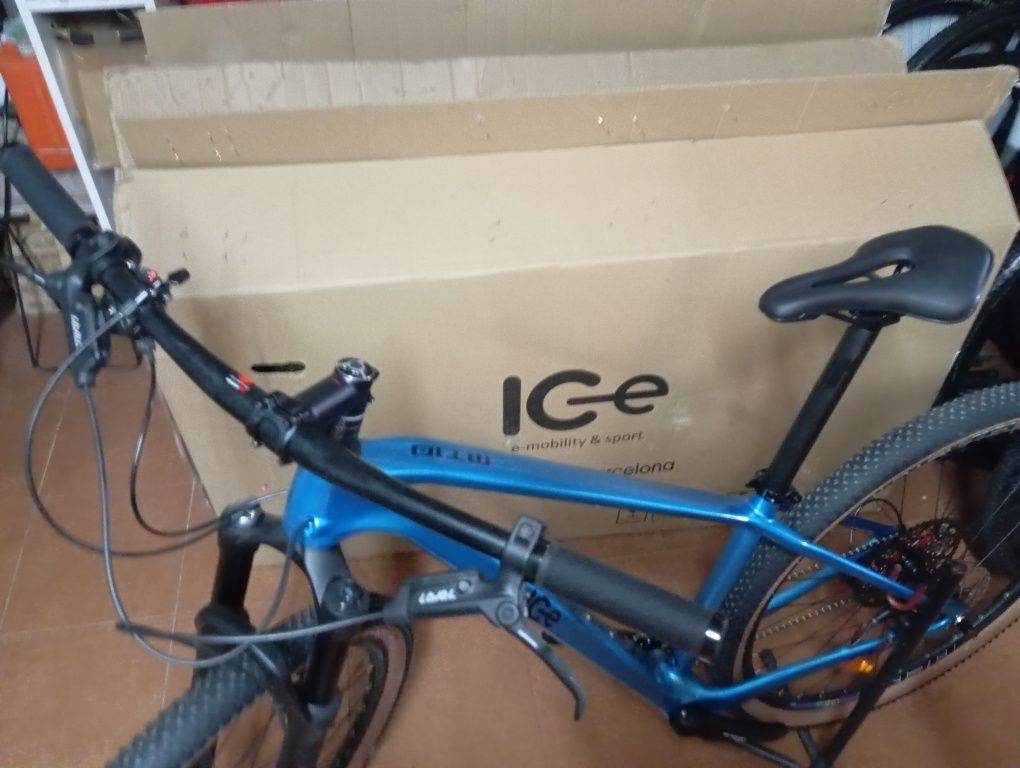 JF-Bikes ICE MT-10 Carbono Boost (nova) 29 12v