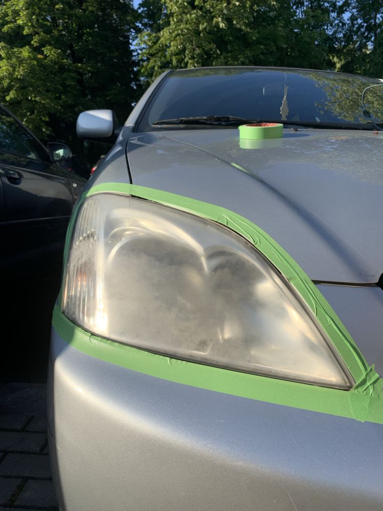 Polerowanie lamp i reflektorow
