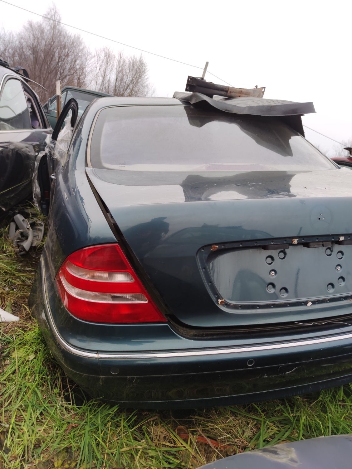 Розбираю мерседес w210 220 mercedes