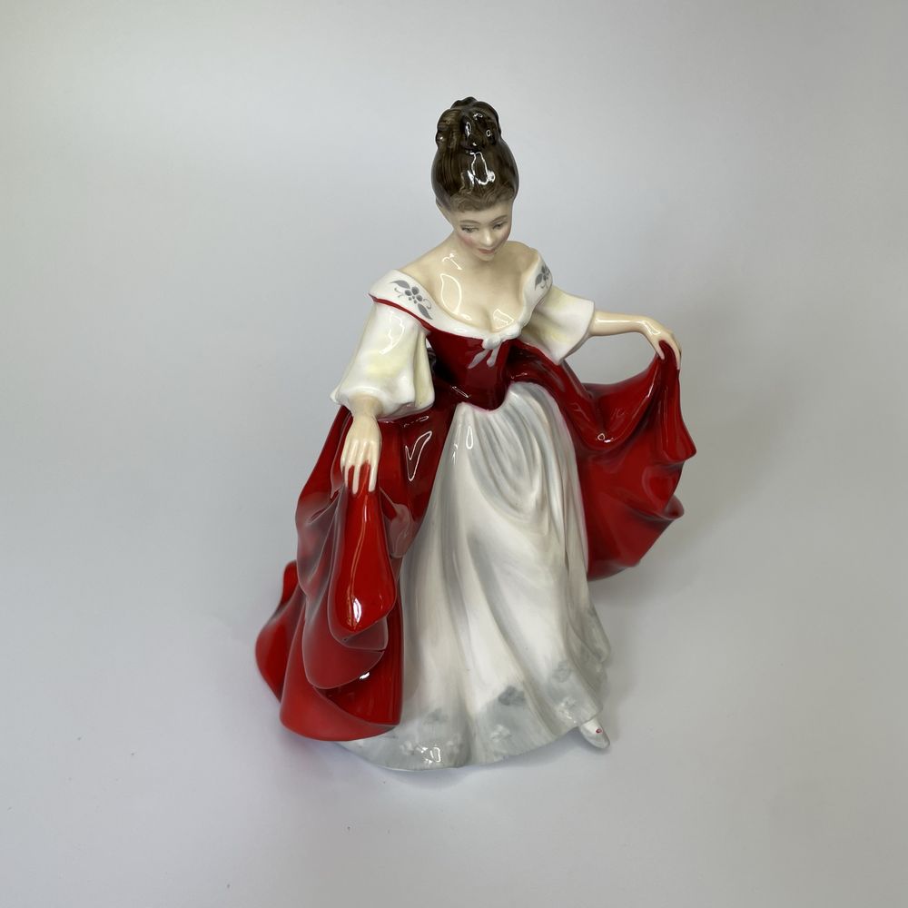 Figurka Sara porcelanowa Dama 1980r Figurka Royal Doulton cudowna