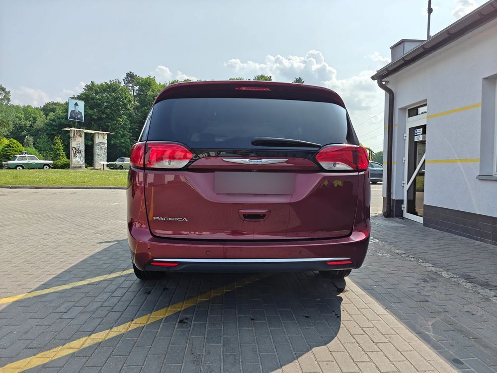 Chrysler Pacifica Pacifica Touring L +, niski przebieg, 1 właściciel w Polsce