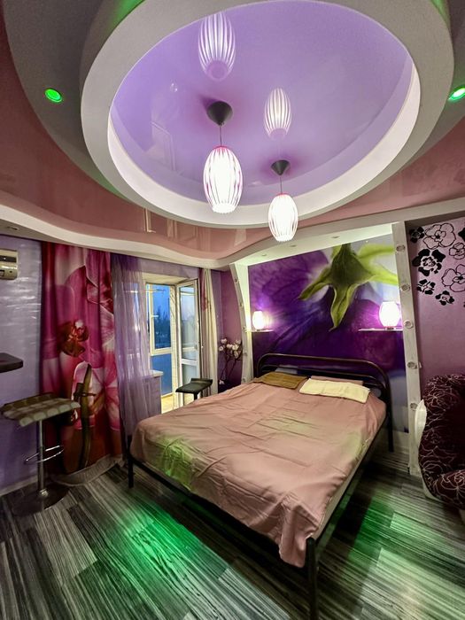 Квартира подобово погодинно!!!В центрі міста!!!