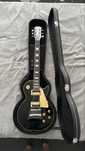Arrow LP 22 Black Gitara Elektryczna  z futerałem