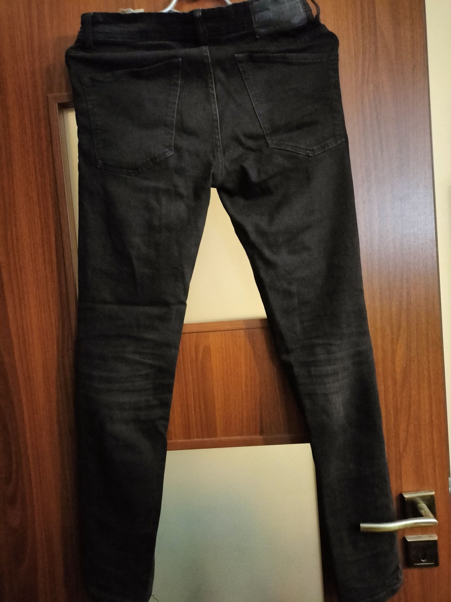 Spodnie jeansowe czarne FSBN 29/30