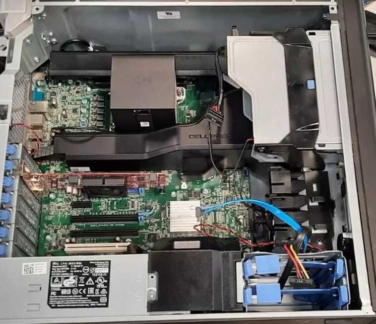 Сервер Dell T5810 Xeon 28 ядер 32gb ddr4 ssd 500gb