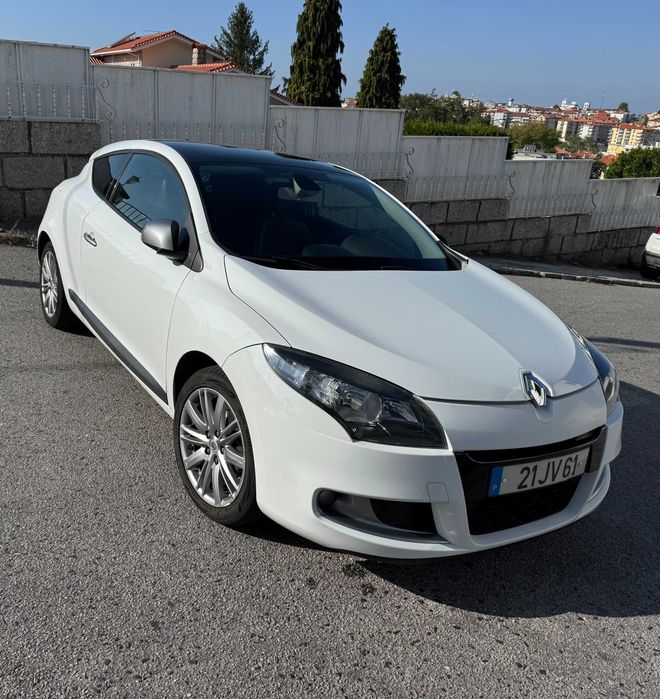 Renault Mégane III Coupé GT Line – Desportivo, Confortável