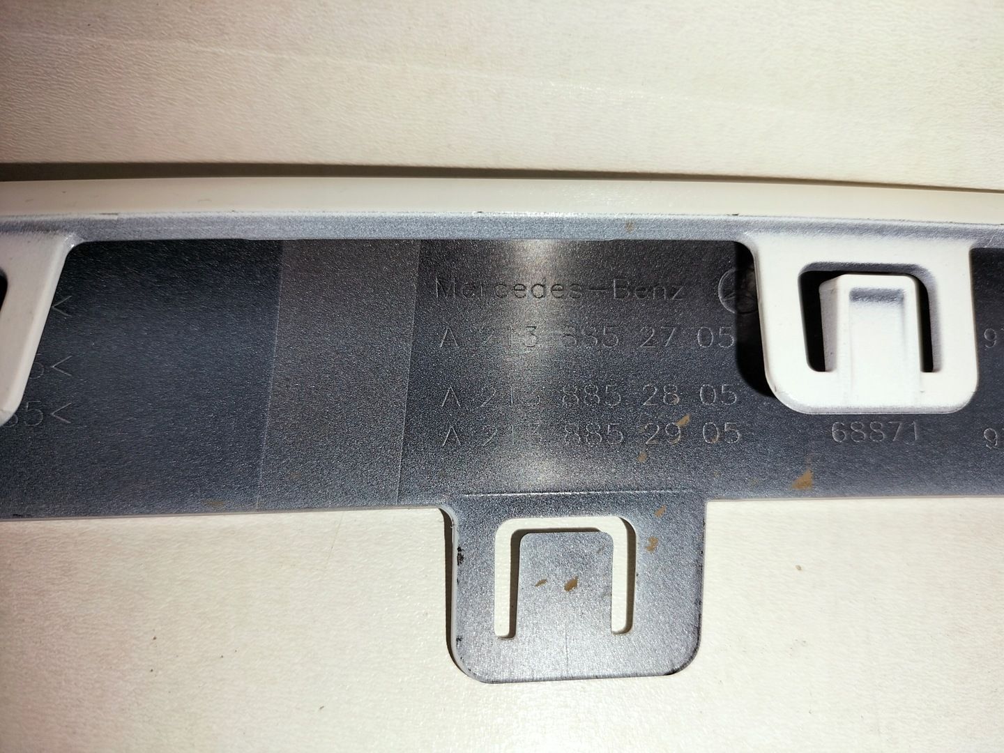 Listwa przód MERCEDES E KLASA W213 LIFT 20- AMG