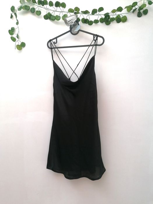 Vestido Preto Curto