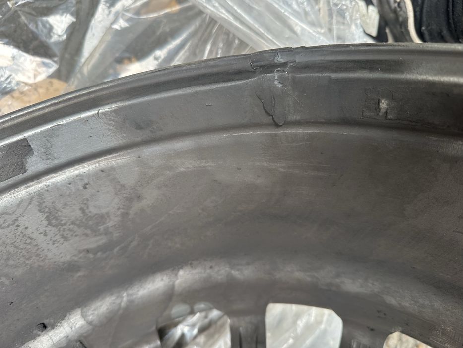 Титани r19 mercedes