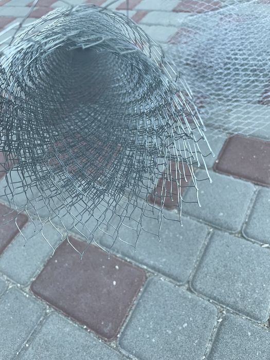 Металлическая сетка, рабица