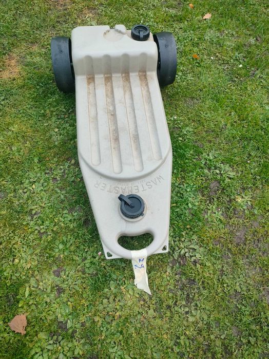 Zbiornik wody brudnej do przyczepy kempingowej aquaroll Z9