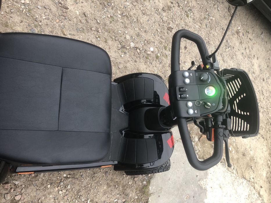 Skuter inwalidzki elektryczny luna victory 4 kolowa z ladowarka