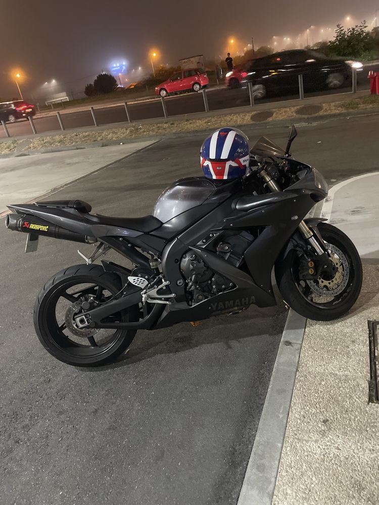 Yamaha R1 Rn12 2004