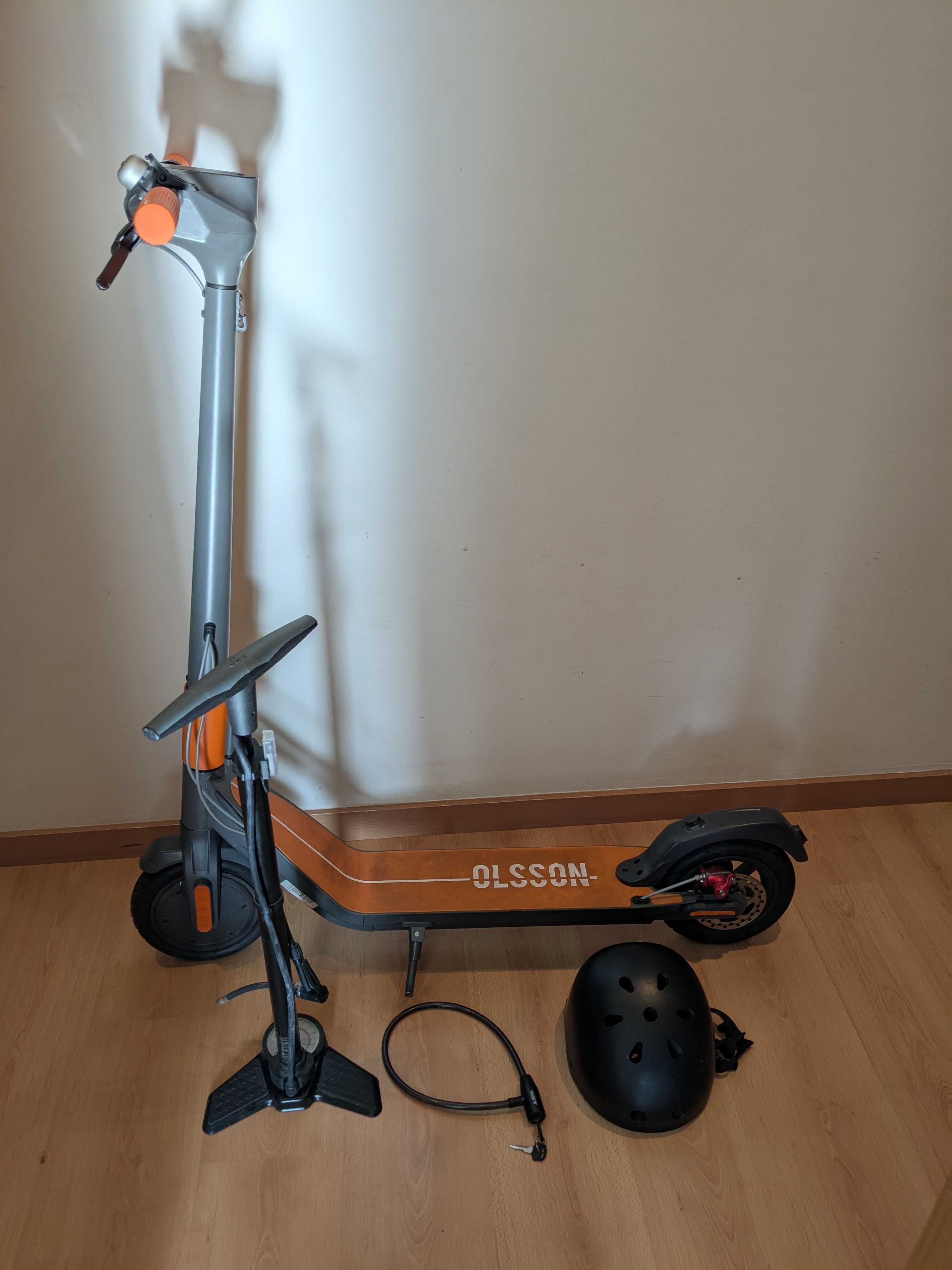 Trotinete elétrica OLSSON + Capacete, bomba de ar e cadeado