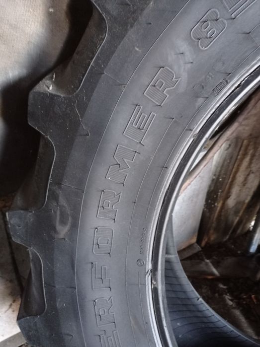 Opona 420 85 R38 Firestone