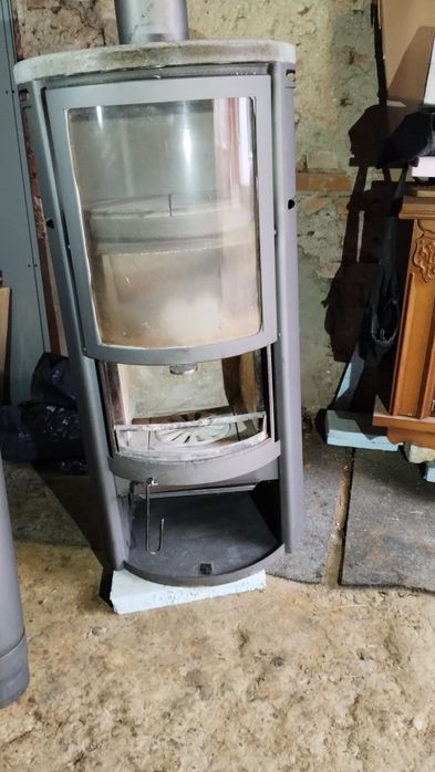 Kominek wolnostojący firmy Scan model 29 , 7 kw