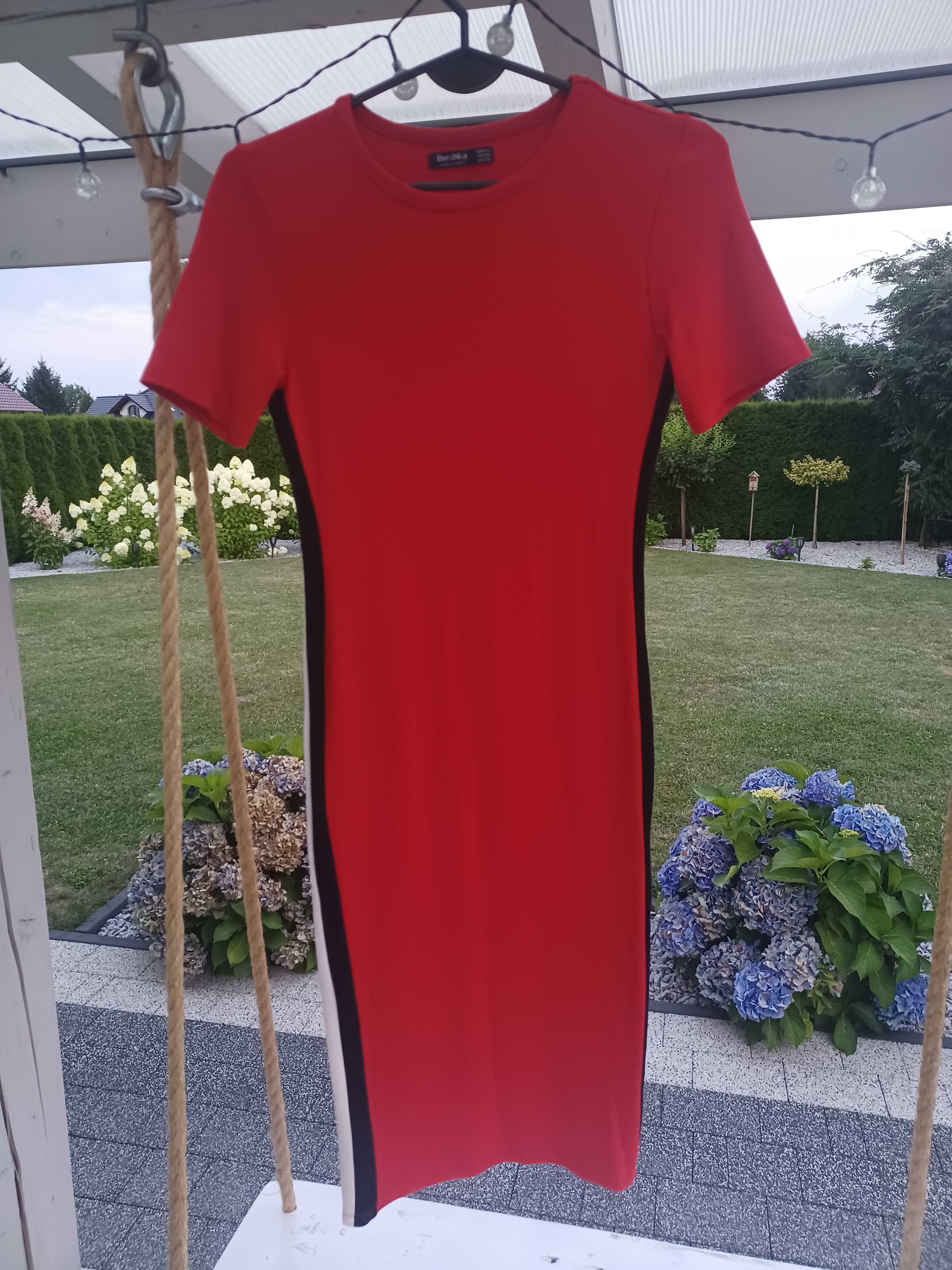 Sukienka midi Bershka czerwona lampasy 34 XS