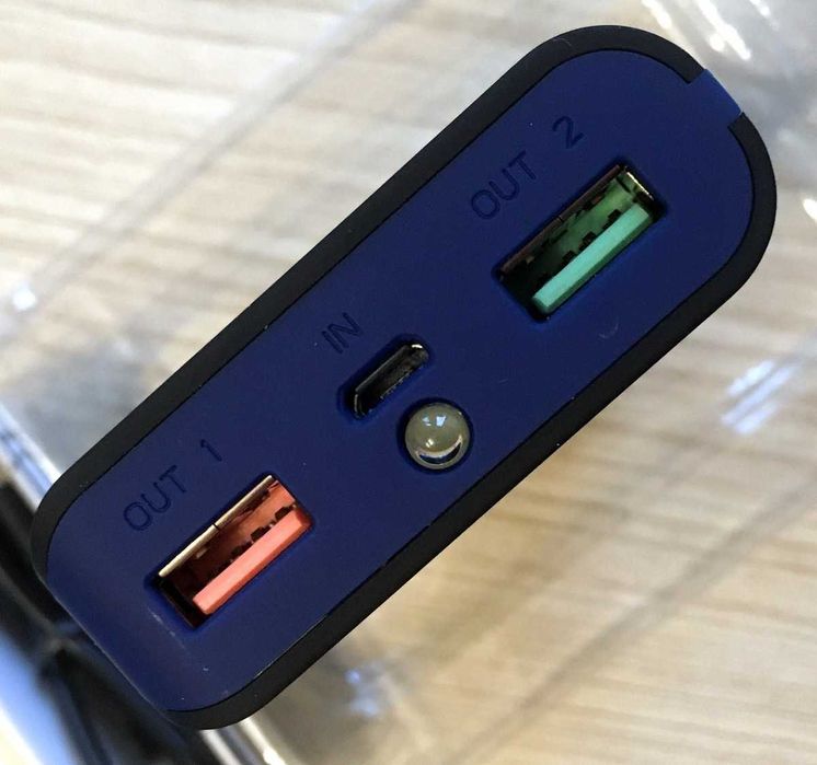 Павербанк с фонариком ultron RealPower PB-6k 8000mAh USB-A Li-Ion