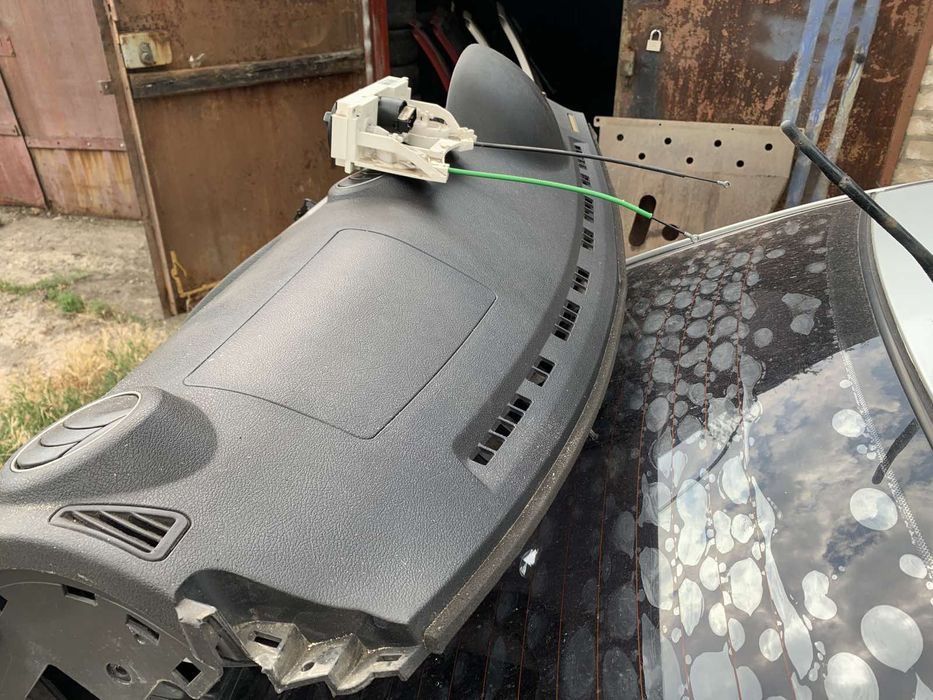 Торпедо Geely CK 2, пластик салона, руль и прочее