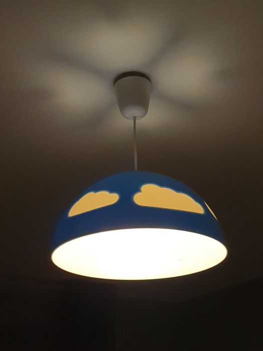 Lampa wisząca IKEA dla dzieci