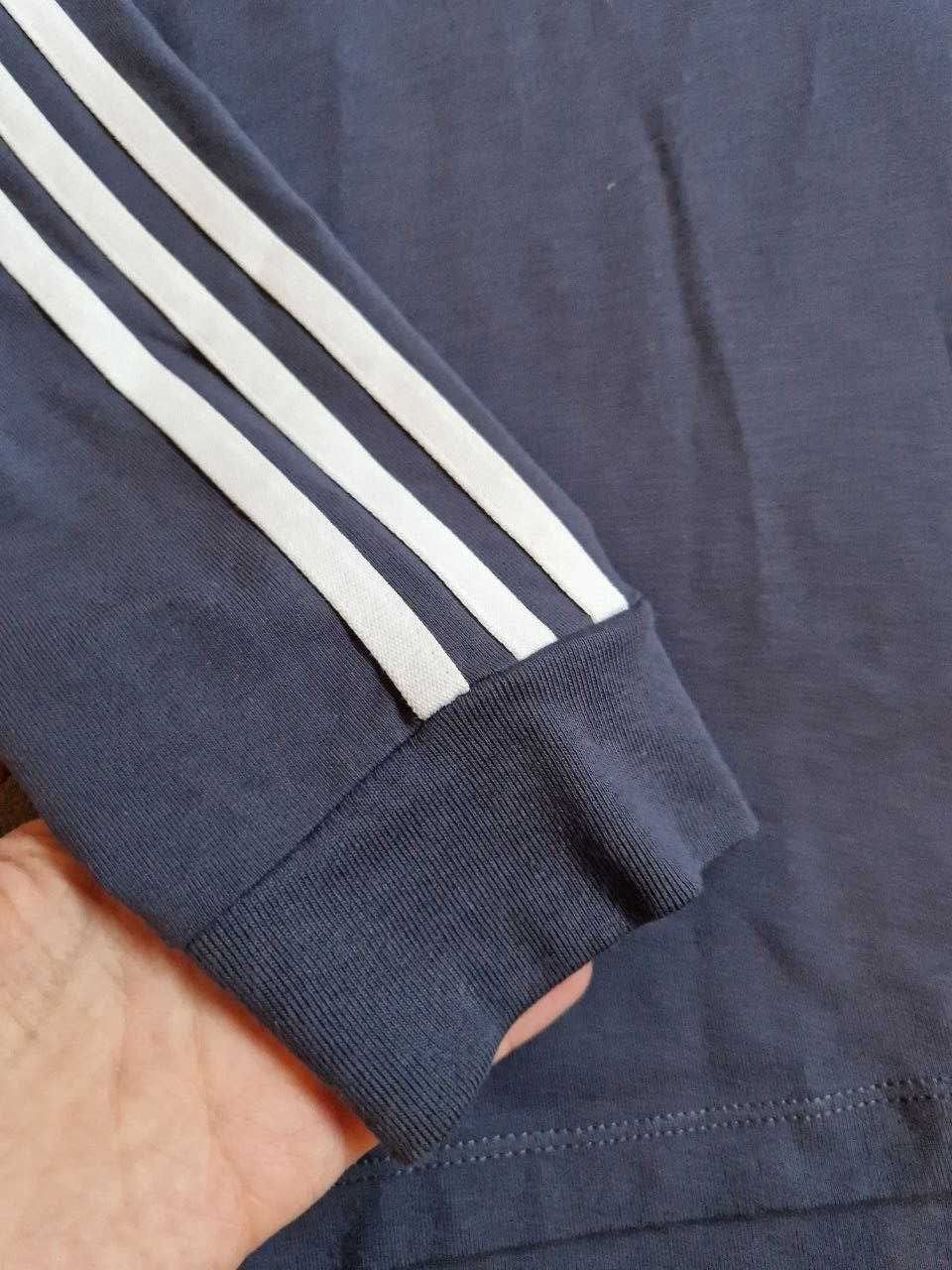 Кофта/світшот Adidas , розмір 34-36 (s-m), оригінал