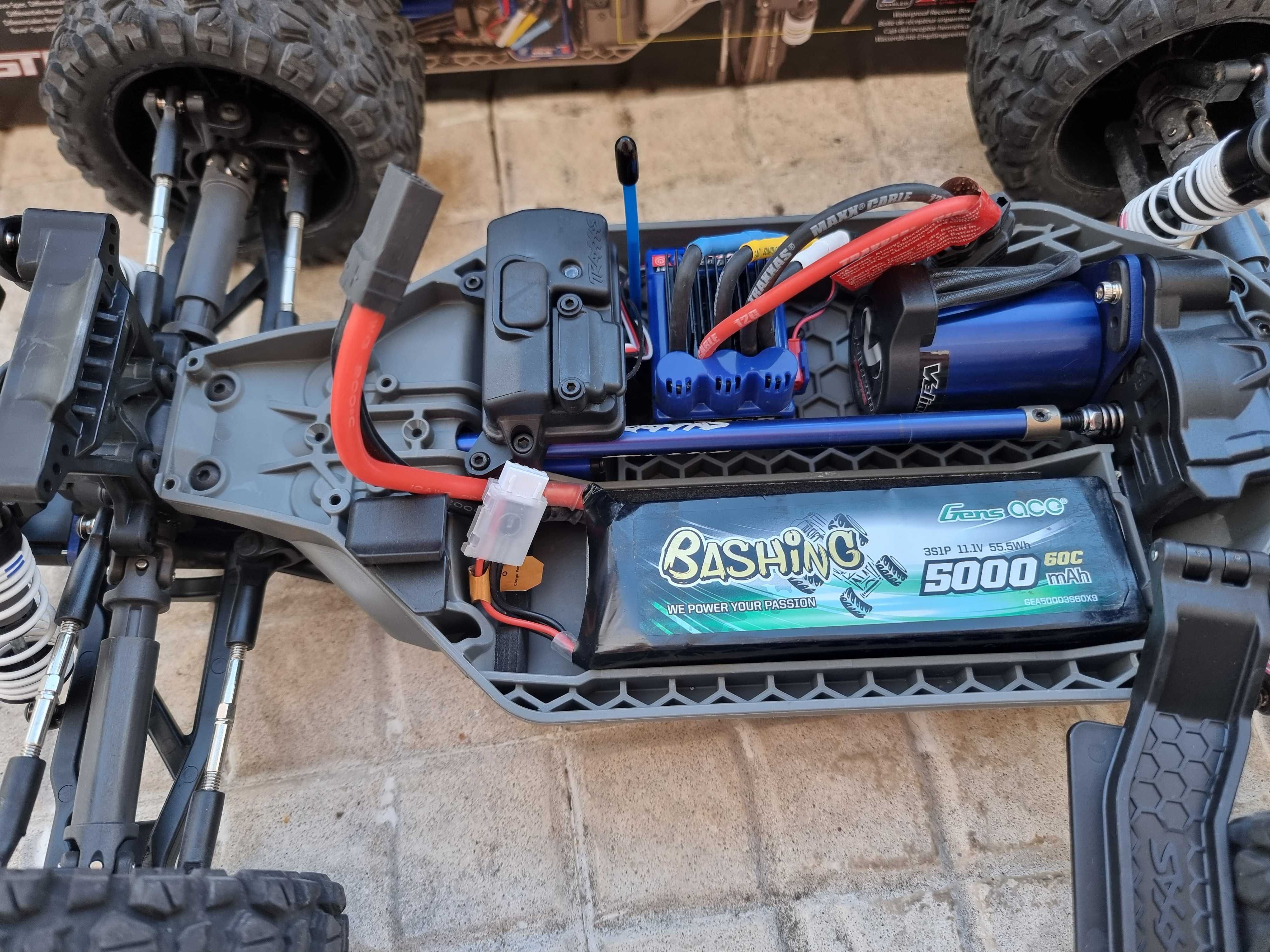 RC Traxxas Rustler VXL 1/10 RTR