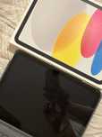 ZESTAW Apple iPad 11" 128GB Wi-Fi Srebrny + etui Logitech Combo Touch