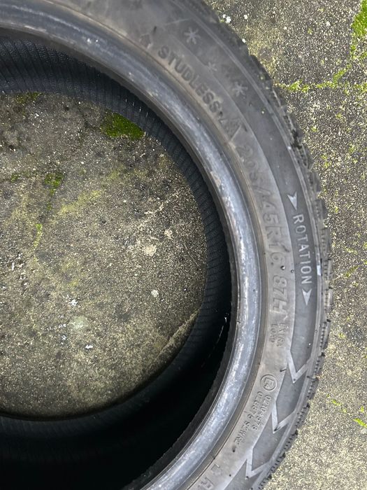 Opony zimowe - cztery sztuki