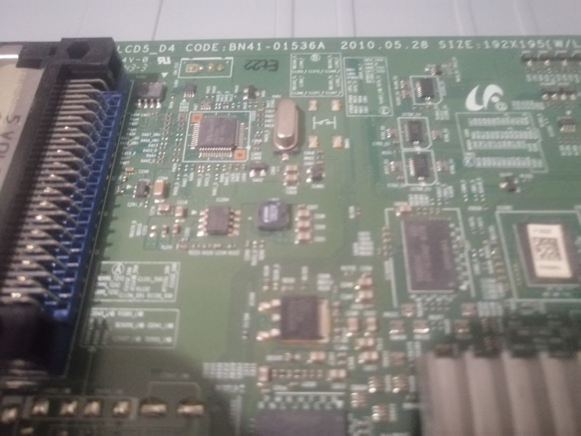 Samsung LE32 C 450. Плата управления.