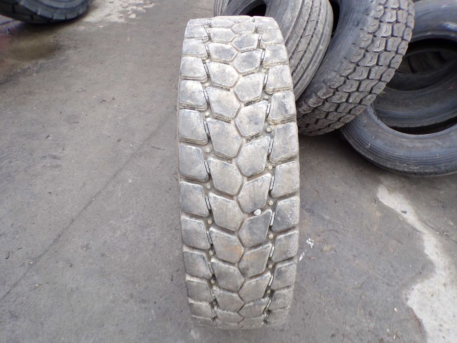 opona 295/80R22.5 Pirelli TG 01 (800 netto)