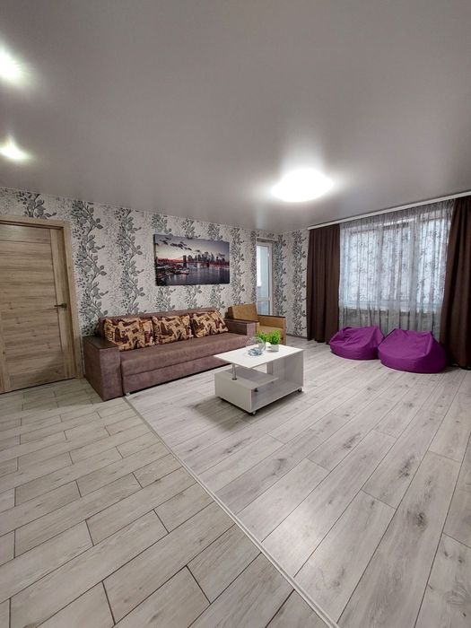 Здається  2 кімнатна VIP квартира ,подобово та погодинно