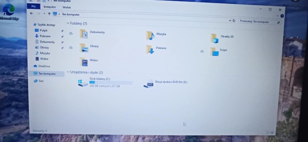 Laptop Dell 15.6" i7 2620M, 6GB RAM, dysk 250 GB, windows 10, HDMI,usb