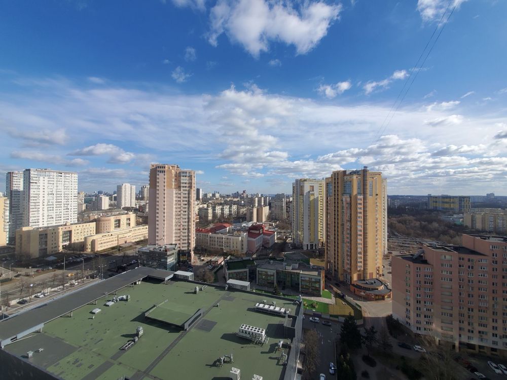 БЕЗ%Продається видова та зручна квартира