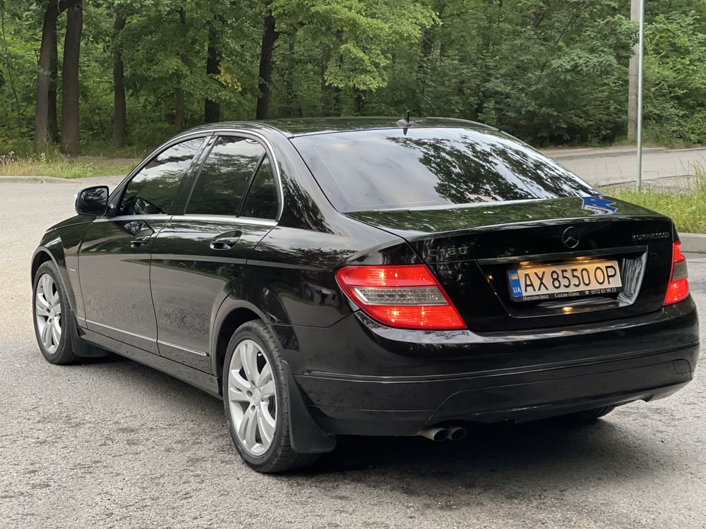 Продам Mercedes-Benz C 180 W 204 2008 года,