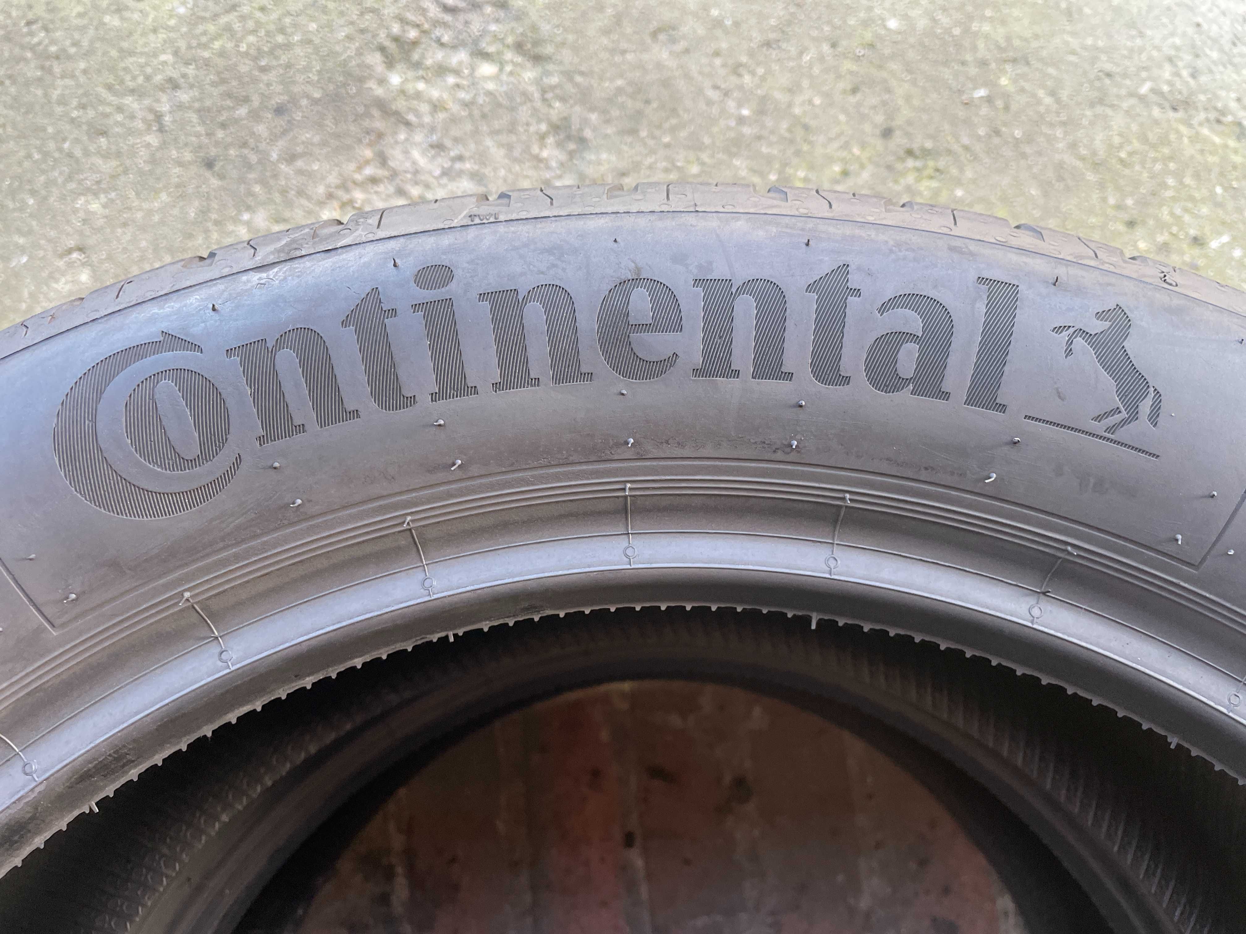 Komplet opon Continental 235/50R19