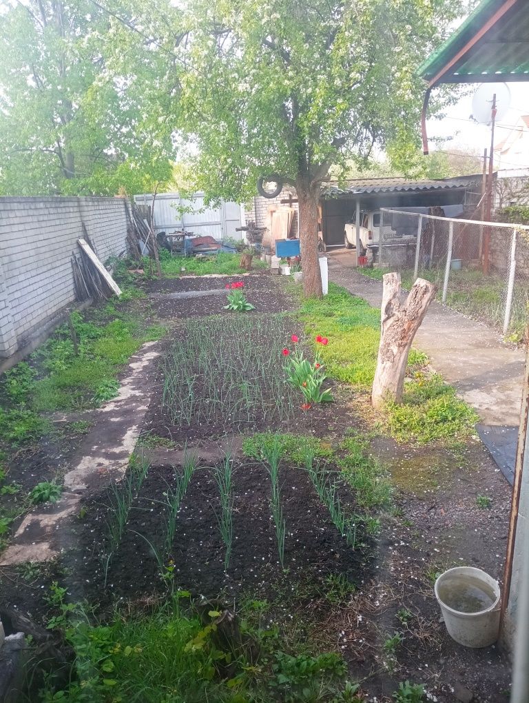 Продам пол-дома,р-н Гагарина, Юр.Академии