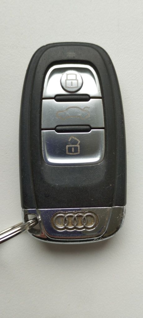 Ключ Audi, оригінал
