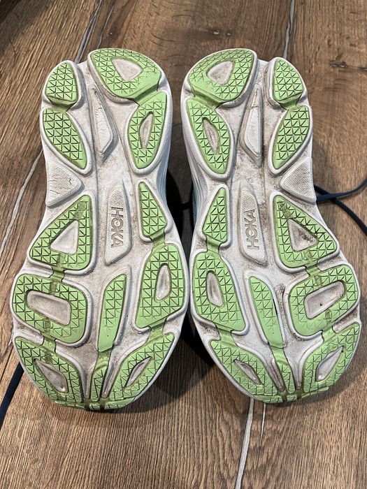 Buty Hoka Bondi 8, r.42